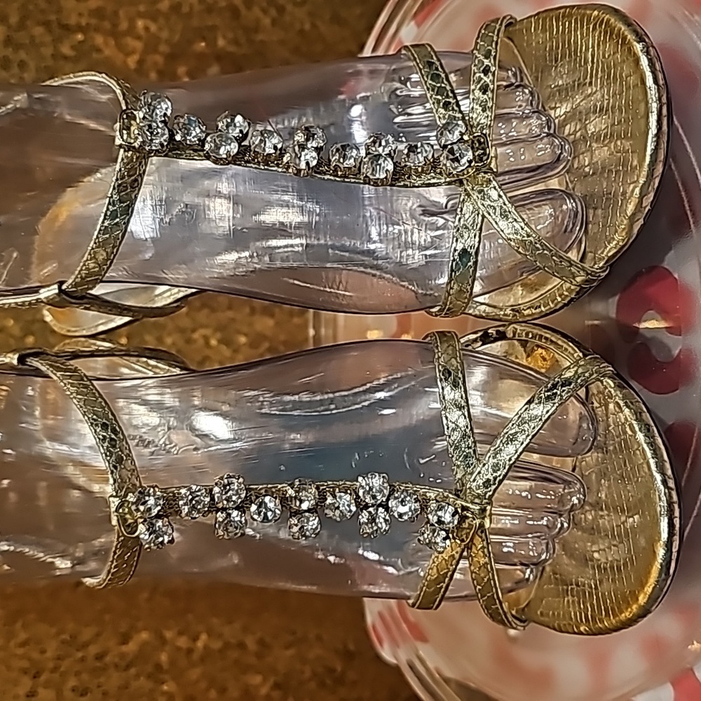 J Jacqueline Ferrar gold heels size 6 - Picture 8 of 10
